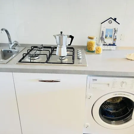 Appartement Airy With Balcony-beahost *