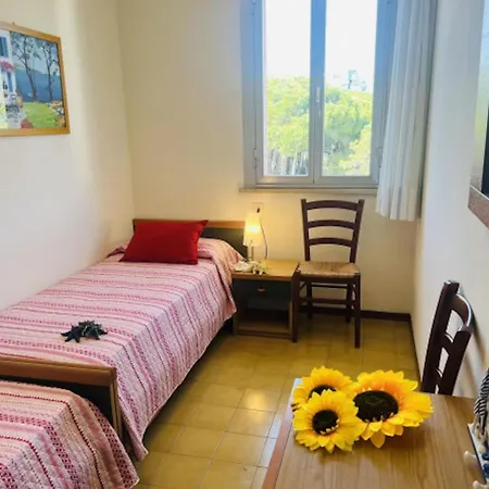 Airy With Balcony-beahost شقة *