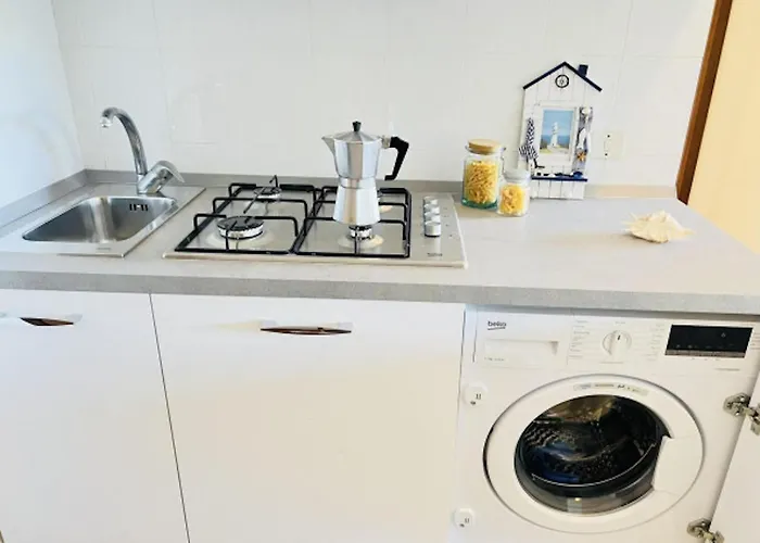 شقة Airy With Balcony-beahost *