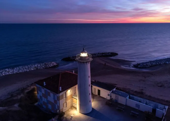 شقة Airy With Balcony-beahost *